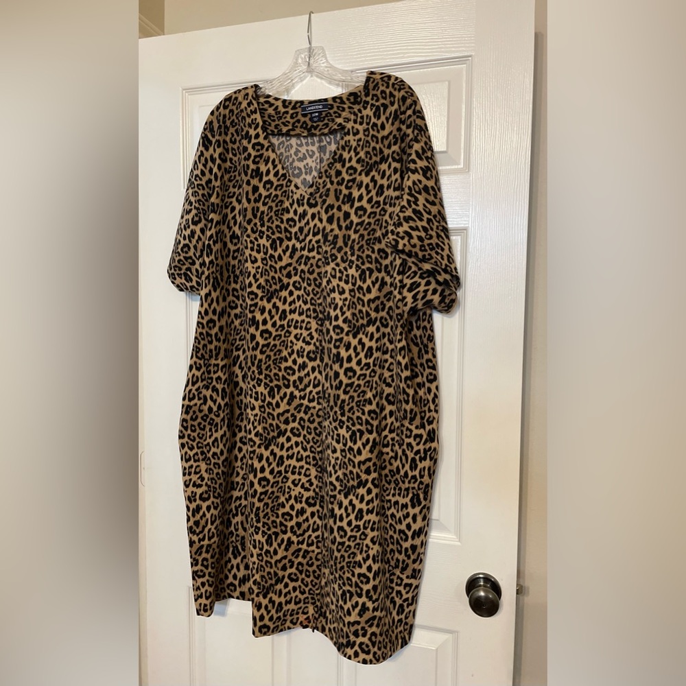 Brand new Land’s End leopard pattern size 22W dress with pockets